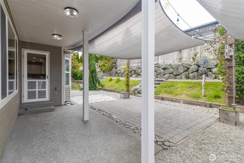 Property photo for 5610 Norpoint Way Ne, Tacoma photo 32
