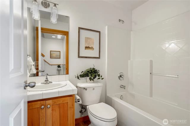 Property photo for 6348 34th Avenue Sw #c, Seattle photo 5