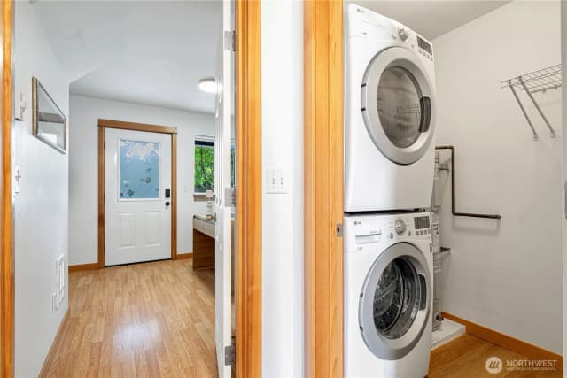 Property photo for 6348 34th Avenue Sw #c, Seattle photo 4