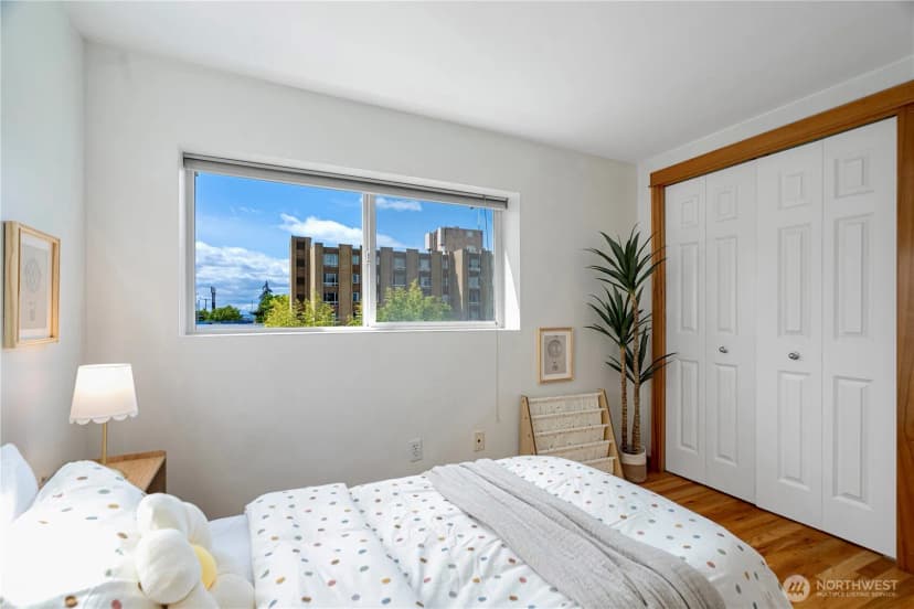 Property photo for 6348 34th Avenue Sw #c, Seattle photo 19
