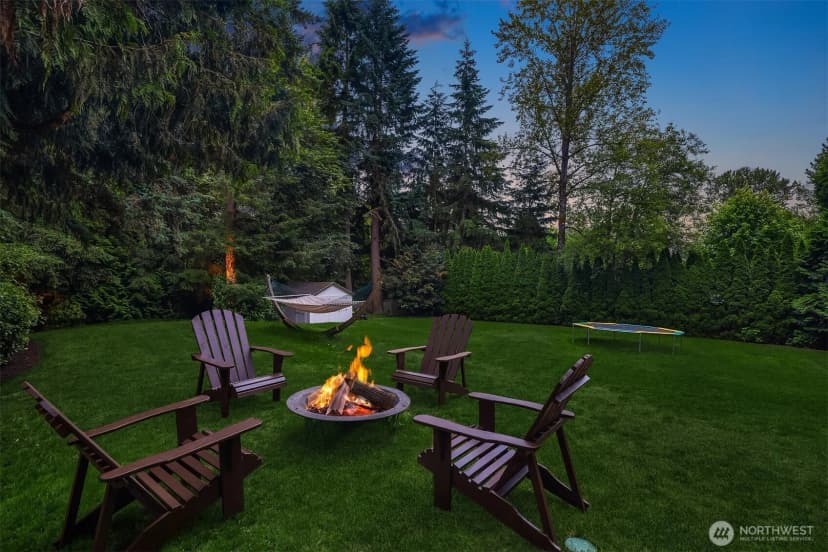 Property photo for 18121 Ne 129th Place, Redmond photo 10