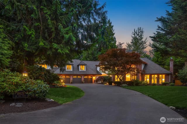 Property photo for 18121 Ne 129th Place, Redmond