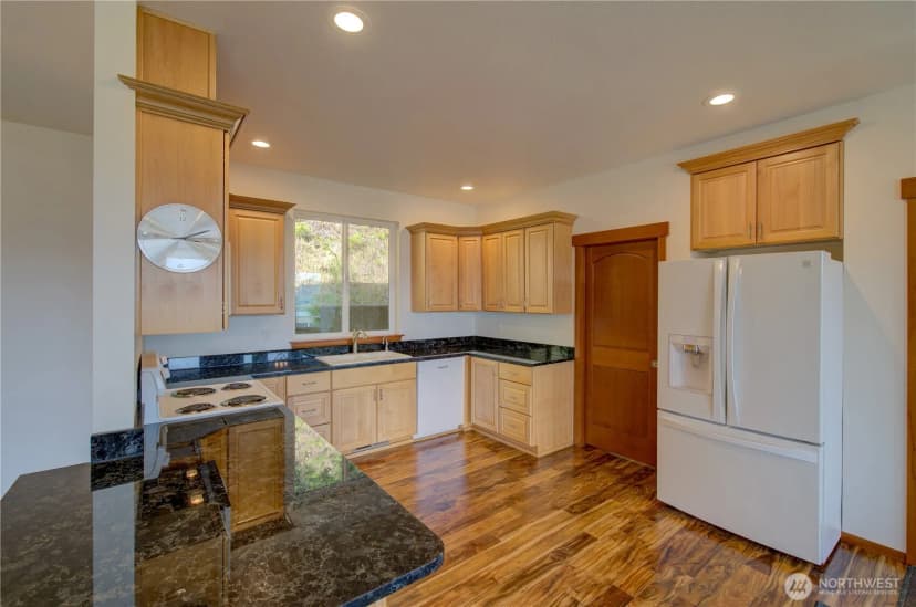 Property photo for 46 Wildwood Lane, Cathlamet photo 13