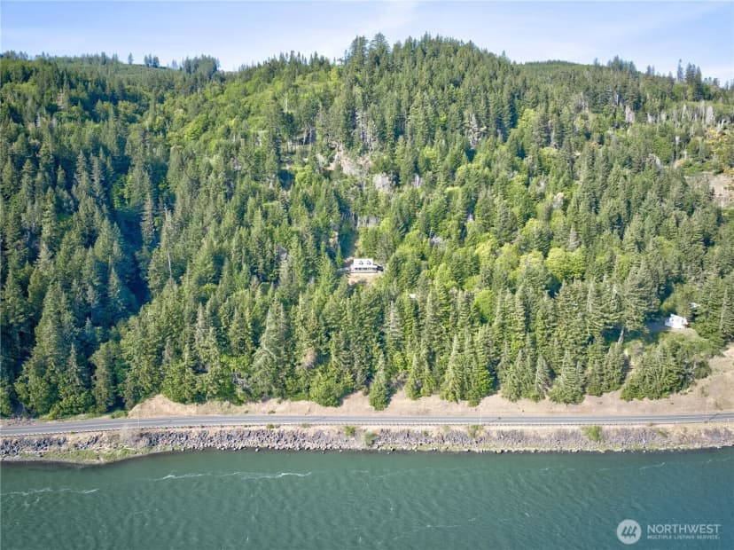 Property photo for 46 Wildwood Lane, Cathlamet photo 3