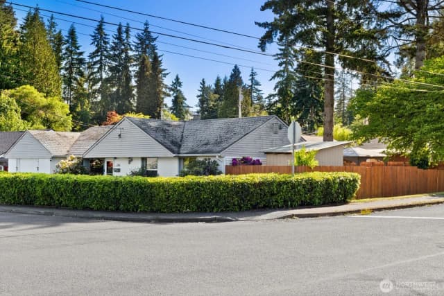 Property photo for 23402 50th Avenue W, Mountlake Terrace photo 2