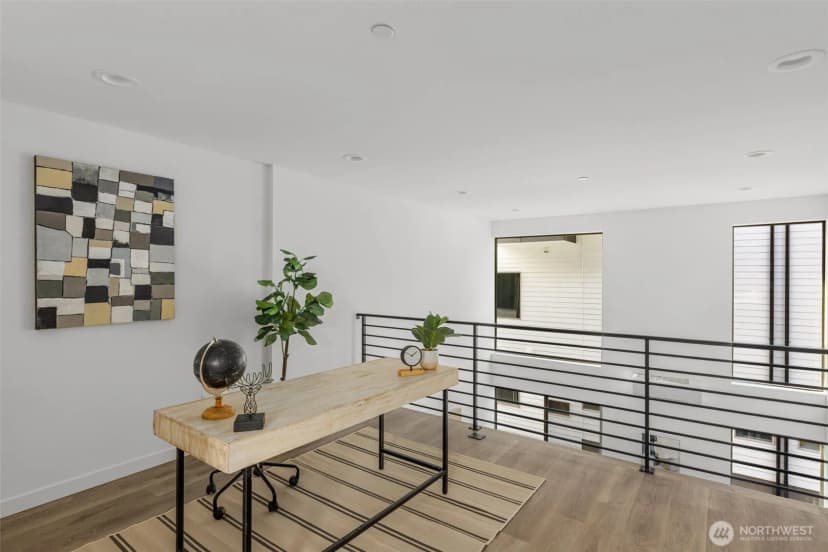 Property photo for 4426 Midvale Avenue N, Seattle photo 10