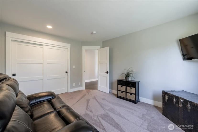 Property photo for 11504 128th Drive Ne, Lake Stevens photo 12