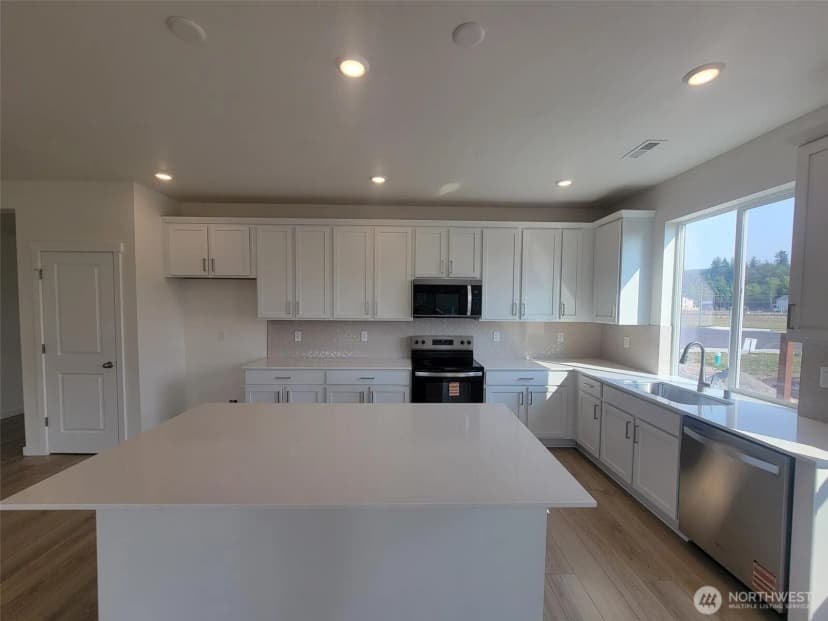Property photo for 841 Smith Street #30, Buckley photo 8