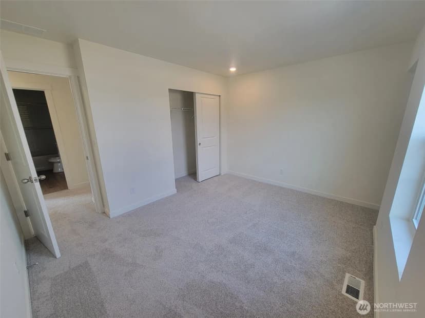 Property photo for 841 Smith Street #30, Buckley photo 16