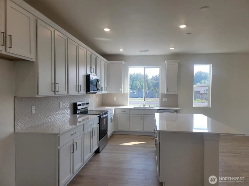 Property photo for 841 Smith Street #30, Buckley photo 9