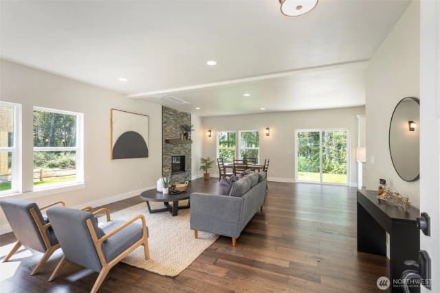 Property photo for 36671 Tamarack Drive Ne, Hansville photo 5