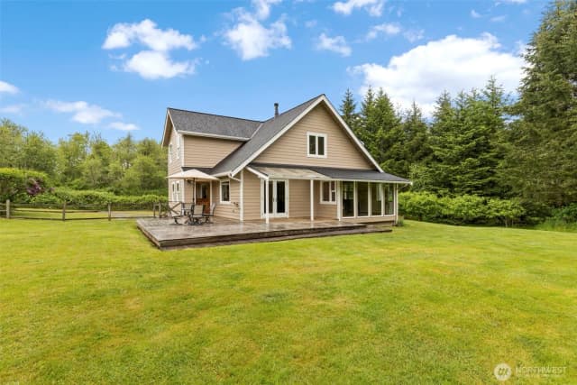 Property photo for 27849 Ne Lindvog Road, Kingston photo 2