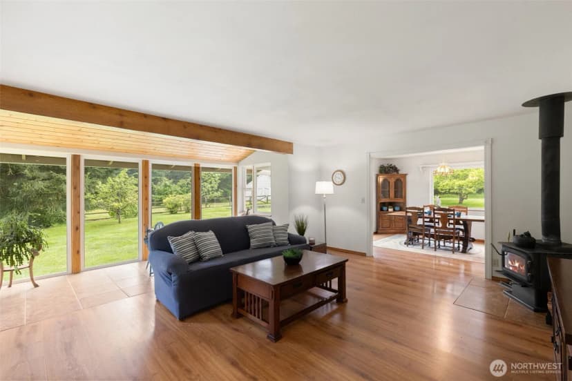 Property photo for 27849 Ne Lindvog Road, Kingston photo 8