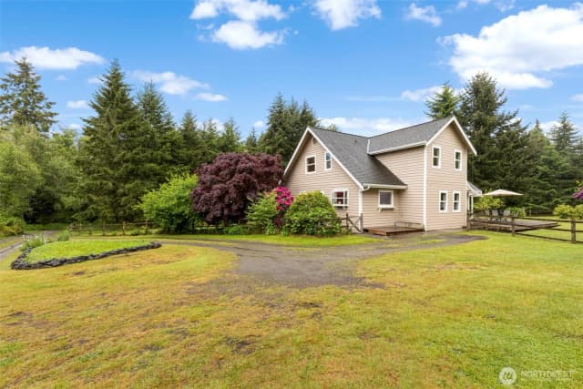 Property photo for 27849 Ne Lindvog Road, Kingston photo 3