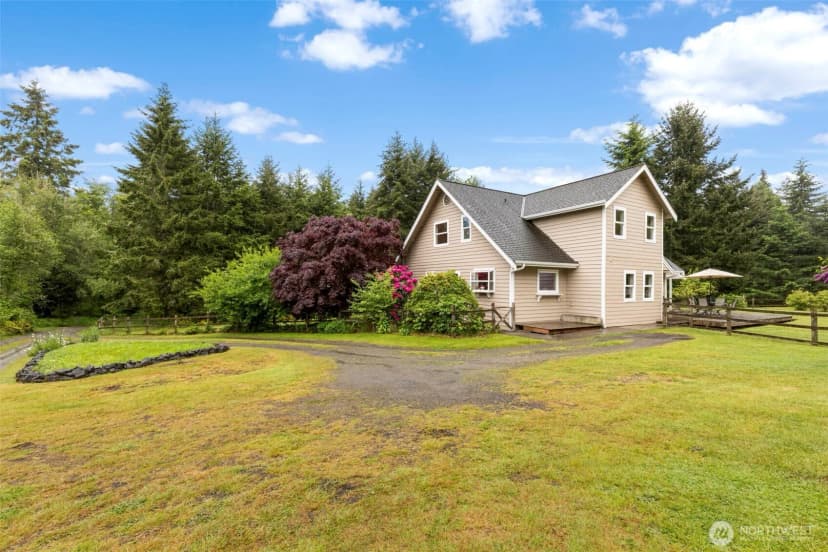 Property photo for 27849 Ne Lindvog Road, Kingston photo 3