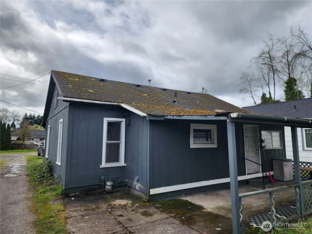 Property photo for 211 E Cherry Street, Centralia photo 5