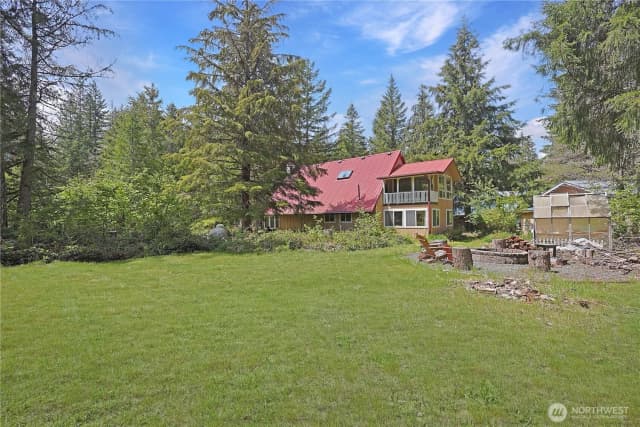 Property photo for 109 Mountain View Drive S, Ashford photo 3