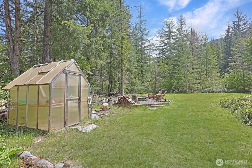 Property photo for 109 Mountain View Drive S, Ashford photo 23