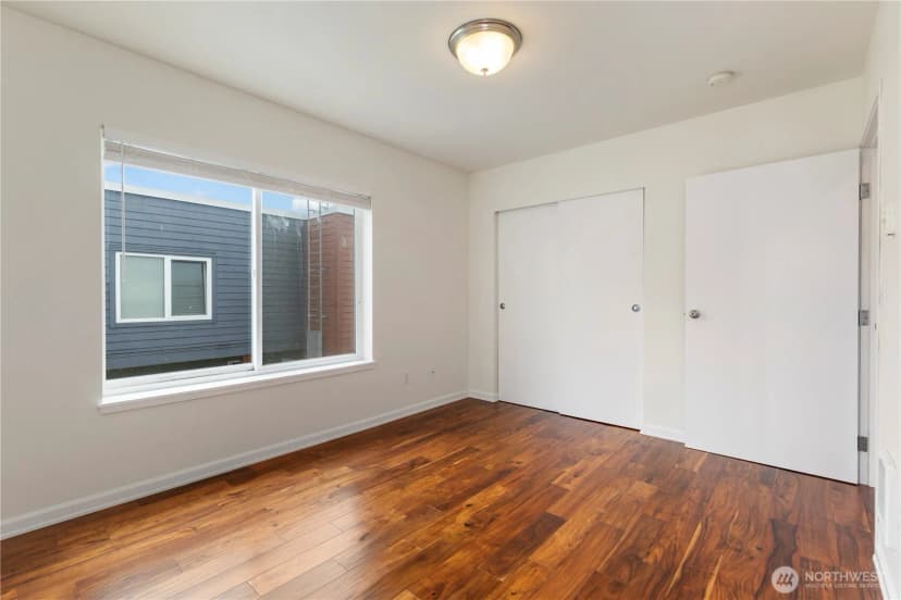 Property photo for 2400 Western Avenue #807, Seattle photo 19
