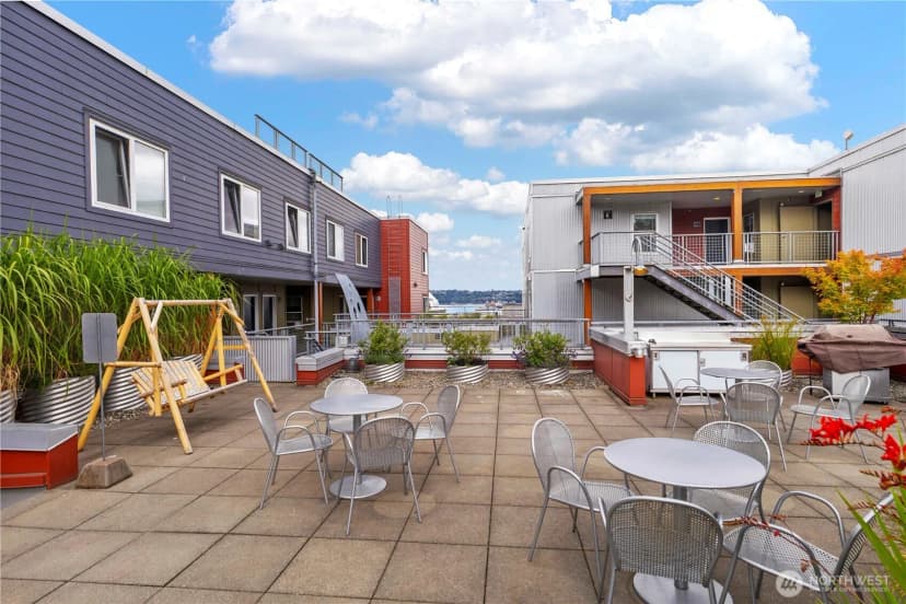 Property photo for 2400 Western Avenue #807, Seattle photo 25