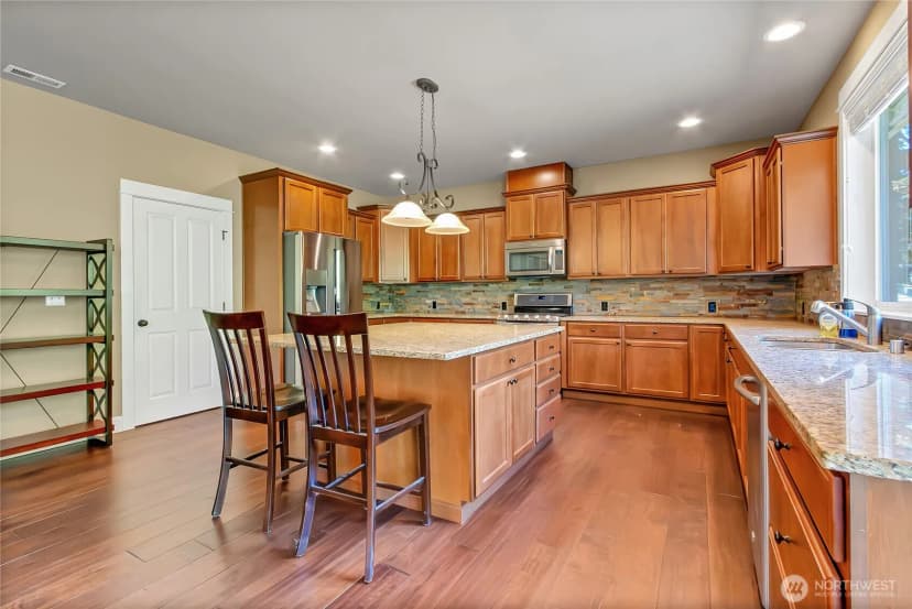 Property photo for 9440 Piperhill Drive Se, Olympia photo 9
