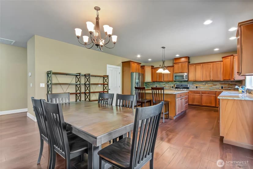 Property photo for 9440 Piperhill Drive Se, Olympia photo 8