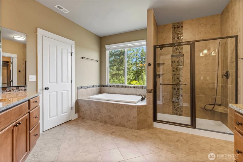 Property photo for 9440 Piperhill Drive Se, Olympia photo 21