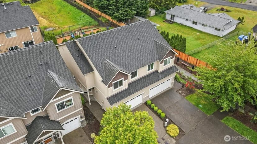 Property photo for 21421 104th Street Ct E, Bonney Lake photo 3