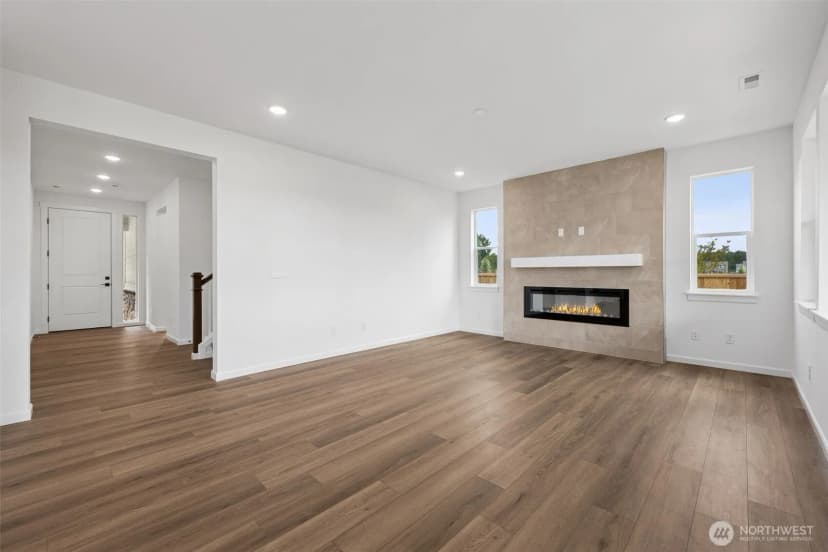 Property photo for 912 Lucas Avenue #17, Buckley photo 13