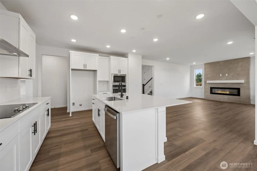 Property photo for 912 Lucas Avenue #17, Buckley photo 21