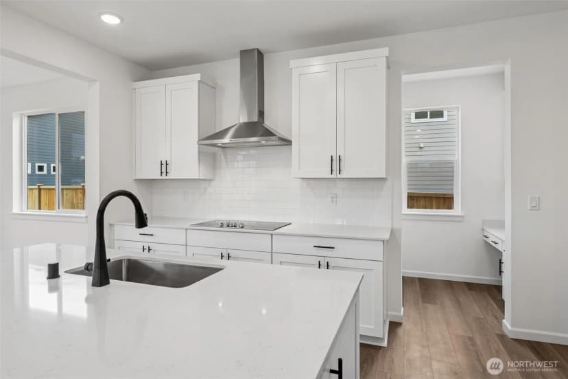 Property photo for 912 Lucas Avenue #17, Buckley photo 23