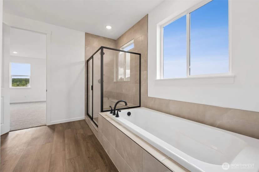 Property photo for 912 Lucas Avenue #17, Buckley photo 33