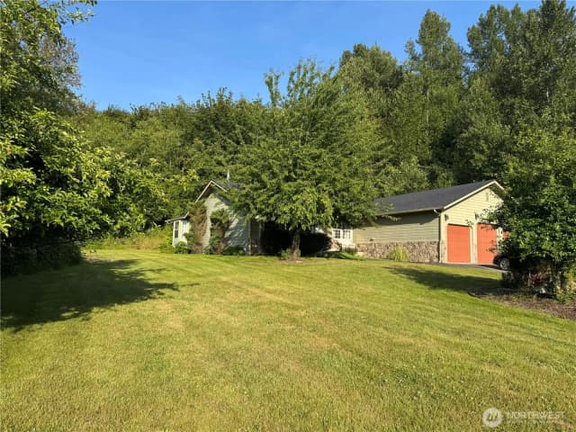 Property photo for 3220 N Pacific Avenue, Kelso