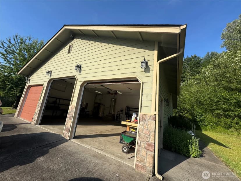 Property photo for 3220 N Pacific Avenue, Kelso photo 29