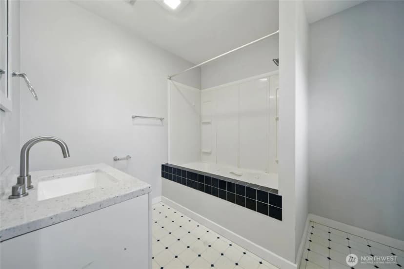 Property photo for 1128 W Elm Street, Walla Walla photo 26