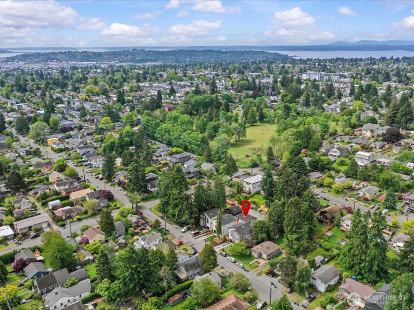 Property photo for 9017 Dibble Avenue Nw #b, Seattle photo 28