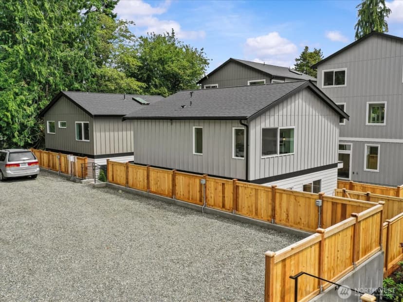 Property photo for 9017 Dibble Avenue Nw #b, Seattle photo 26