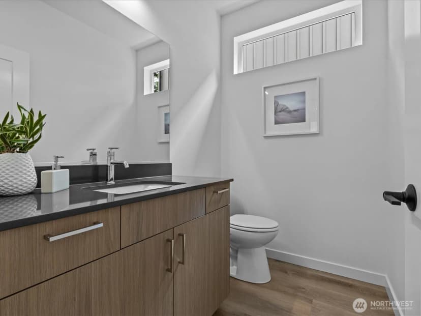 Property photo for 9017 Dibble Avenue Nw #b, Seattle photo 14