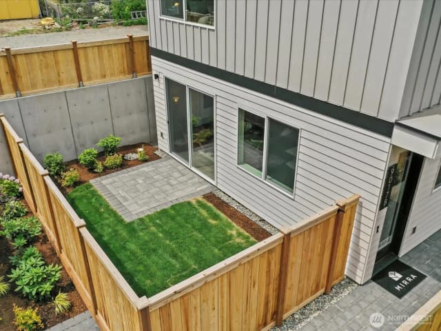 Property photo for 9017 Dibble Avenue Nw #b, Seattle photo 2