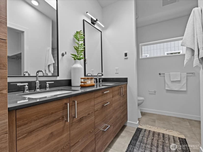 Property photo for 9017 Dibble Avenue Nw #b, Seattle photo 18