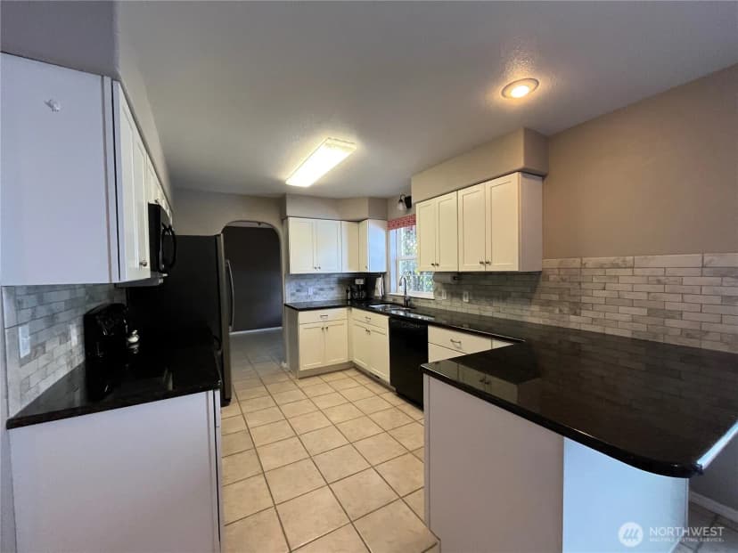 Property photo for 1516 4th Street, Wenatchee photo 24