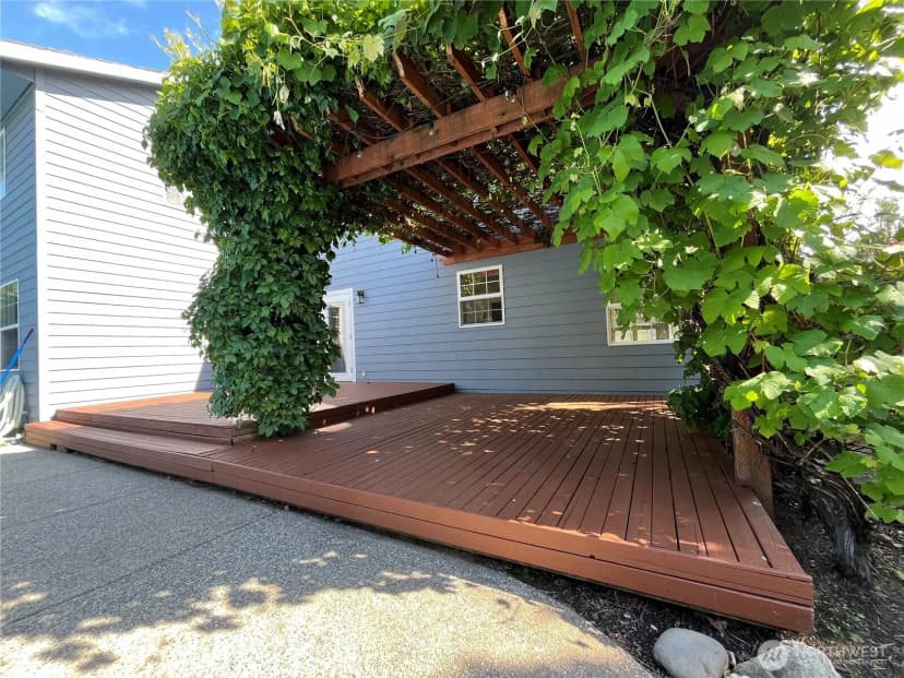 Property photo for 1516 4th Street, Wenatchee photo 33