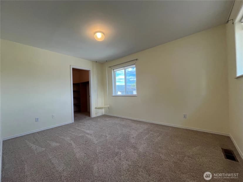 Property photo for 1516 4th Street, Wenatchee photo 13