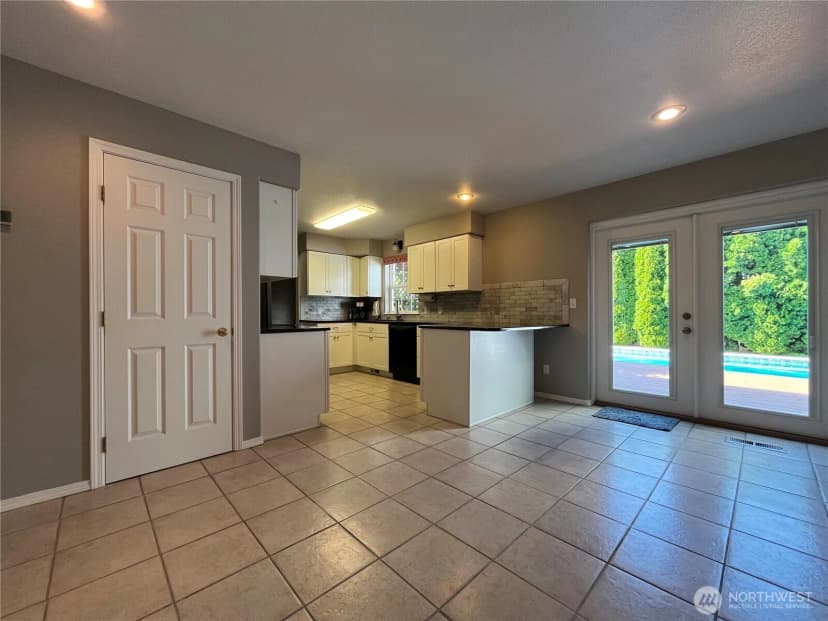 Property photo for 1516 4th Street, Wenatchee photo 25