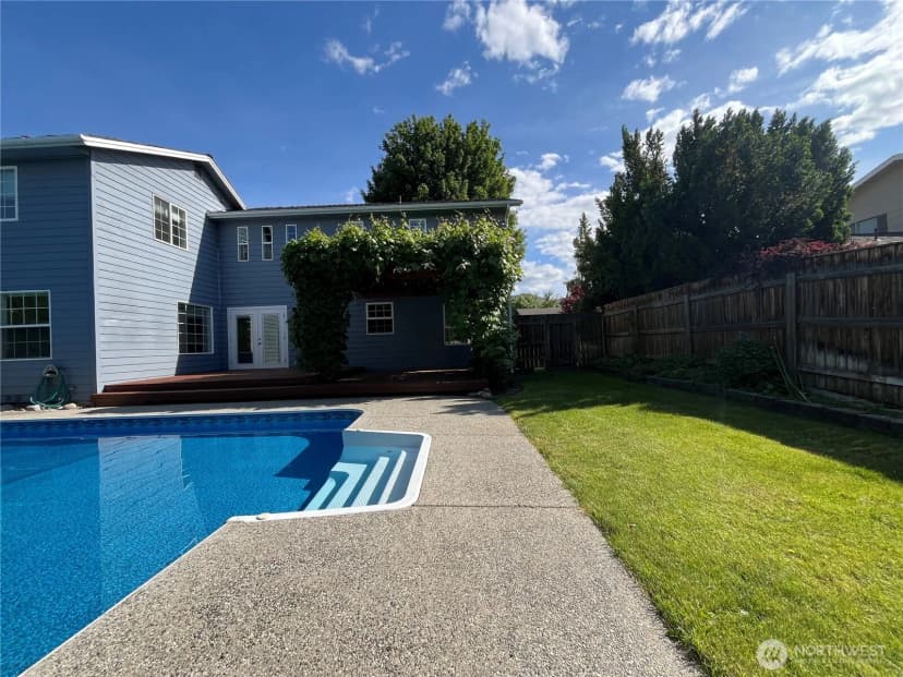 Property photo for 1516 4th Street, Wenatchee photo 6