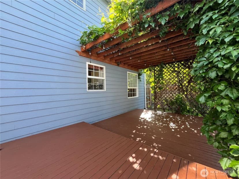 Property photo for 1516 4th Street, Wenatchee photo 32