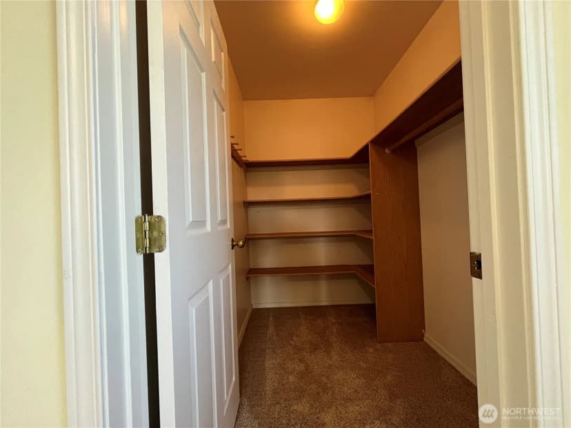 Property photo for 1516 4th Street, Wenatchee photo 14
