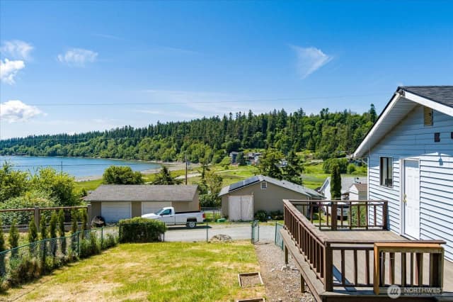 Property photo for 13371 Eagle Street, Anacortes photo 3