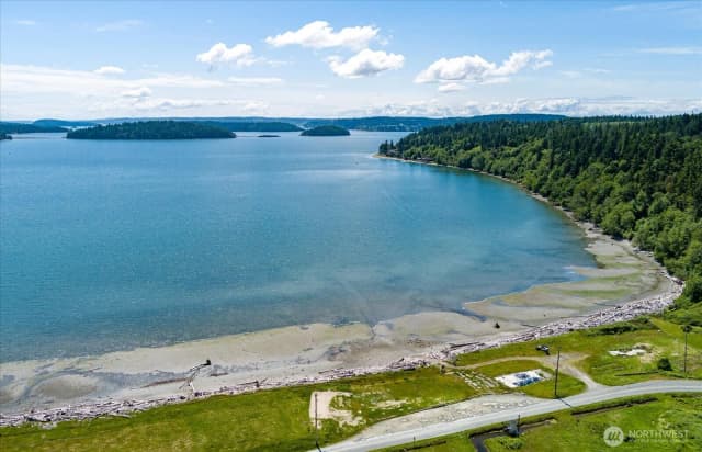 Property photo for 13371 Eagle Street, Anacortes photo 2