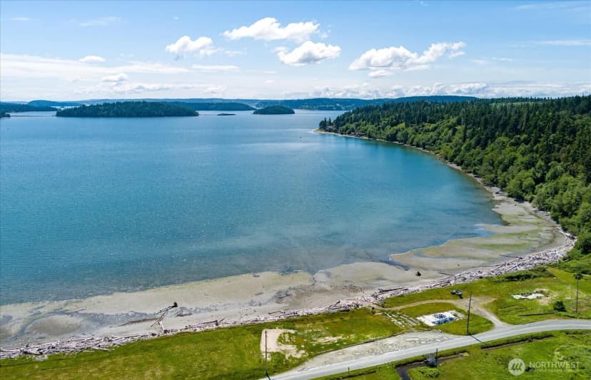 Property photo for 13371 Eagle Street, Anacortes photo 2